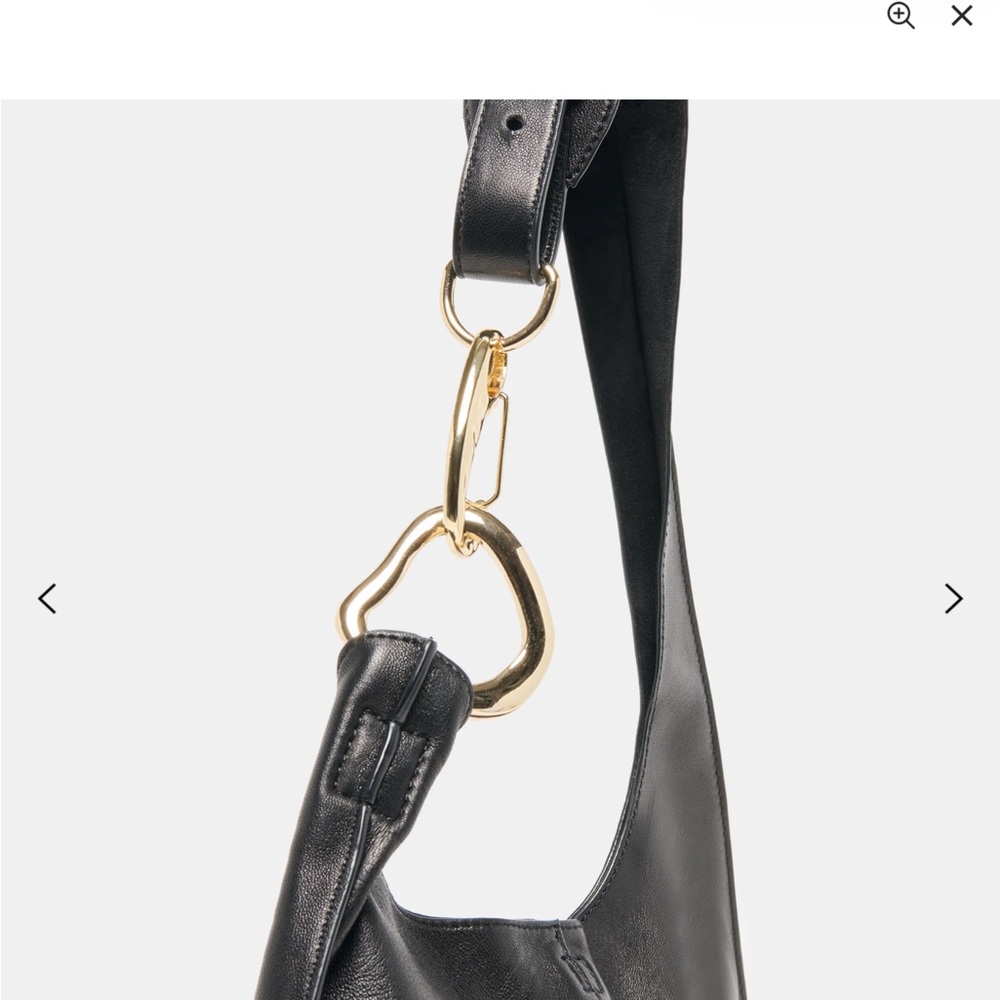 Dolce Vita Sleek Black Leather Shoulder Bag w Gold Accent, adjustable strap - Picture 5 of 9